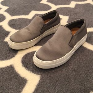 Slip on Steve Madden Sneakers